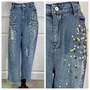 Miyun Pearl studded distressed jeans